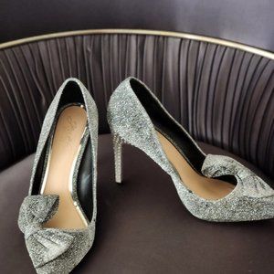 Silver evening diamond studded pump